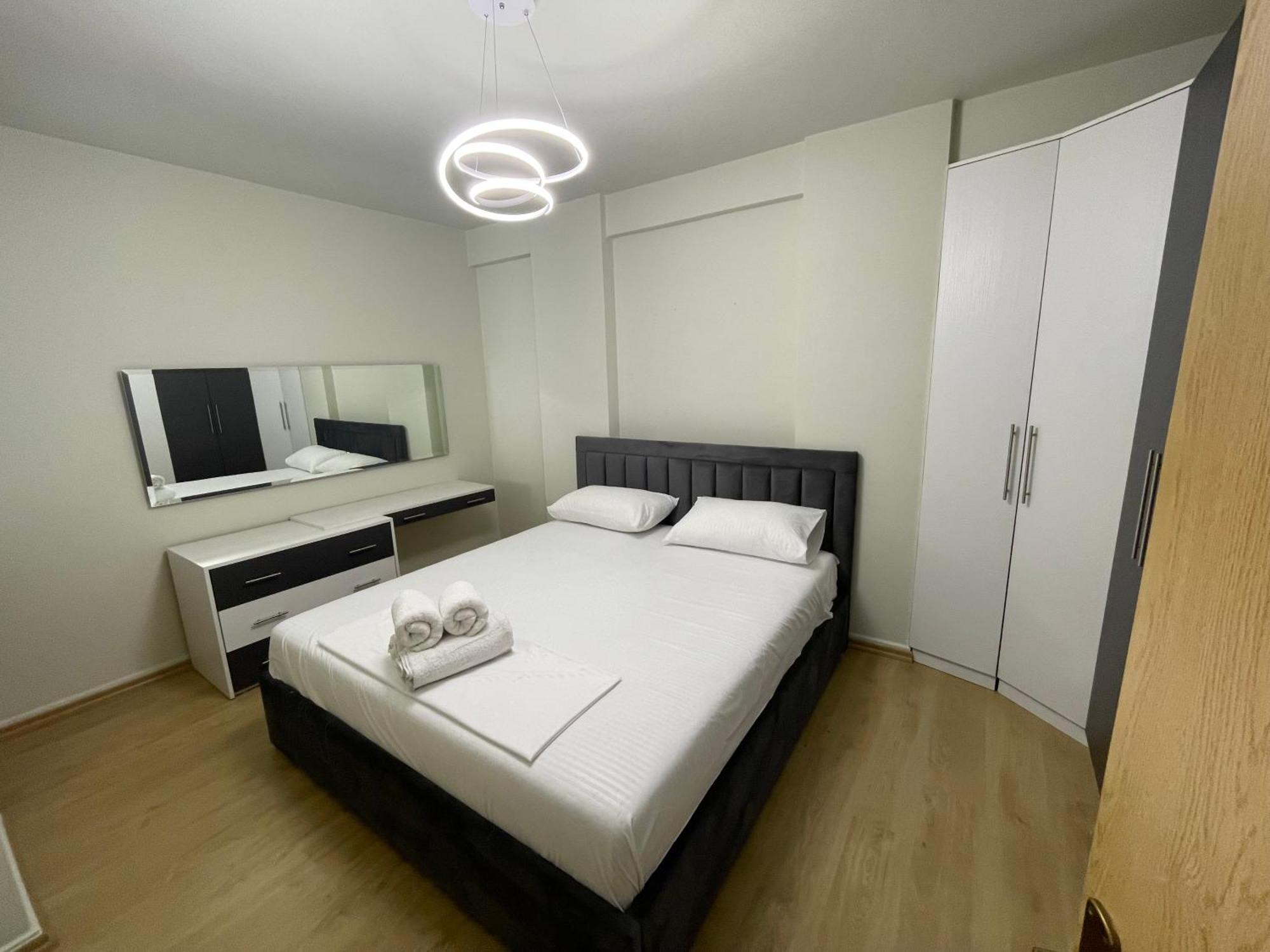 Edi'S Apartament Tirana Kültér fotó